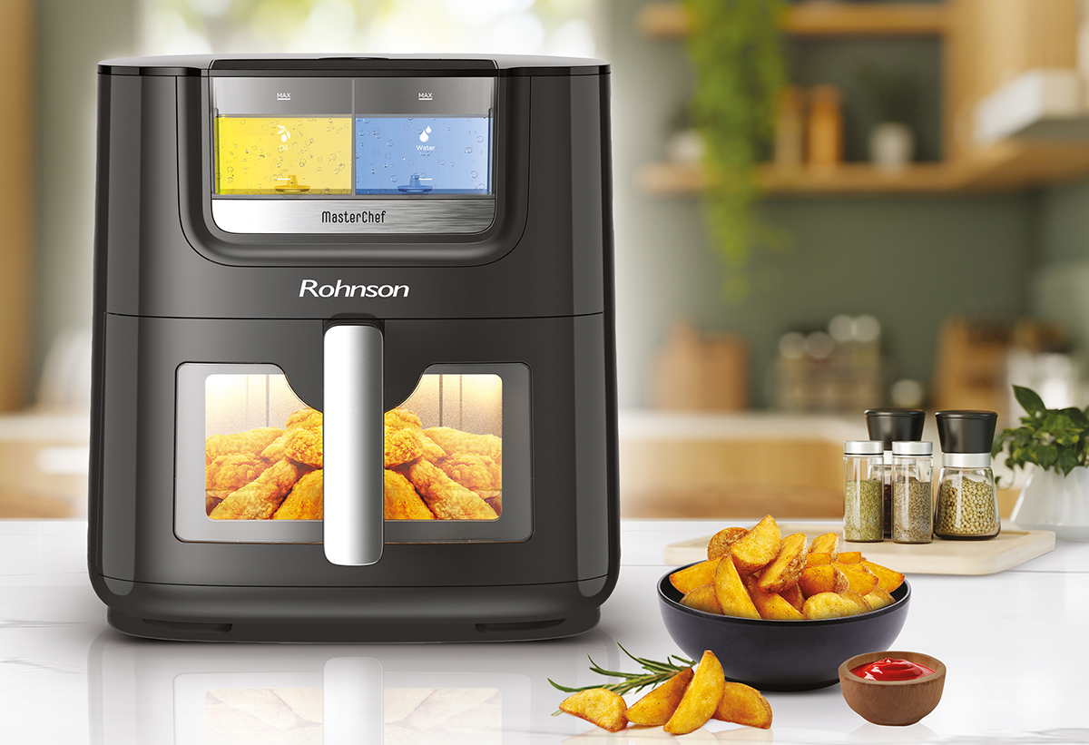 Παρουσιάζει μία λήψη της φριτέζας σε λειτουργία